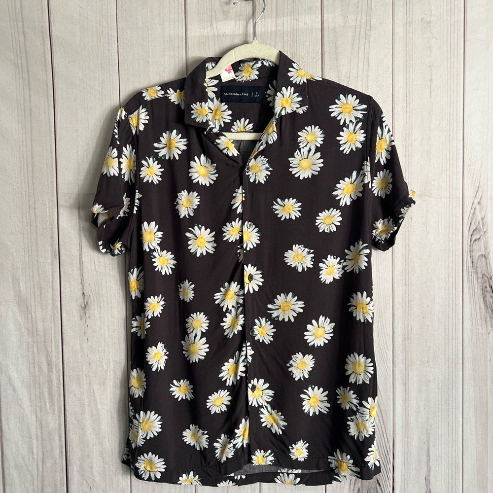Abercrombie & Fitch Black Floral Shirt